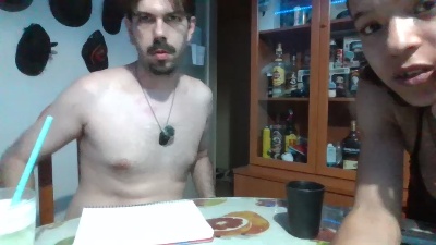 Fuegoypasionshh live cam on Cam4