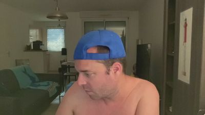 Funny1870 live cam on Cam4