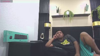 Funny_Valentine live cam on Cam4