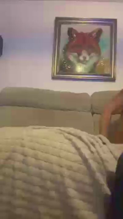 Funycouple80 live cam on Cam4