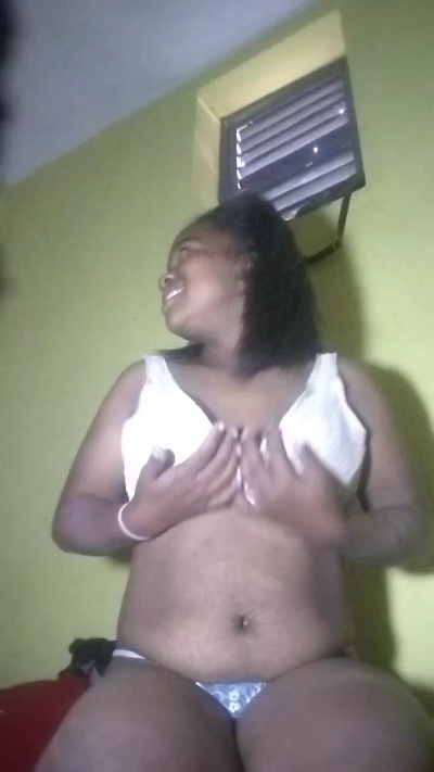 Fyh54 live cam on Cam4