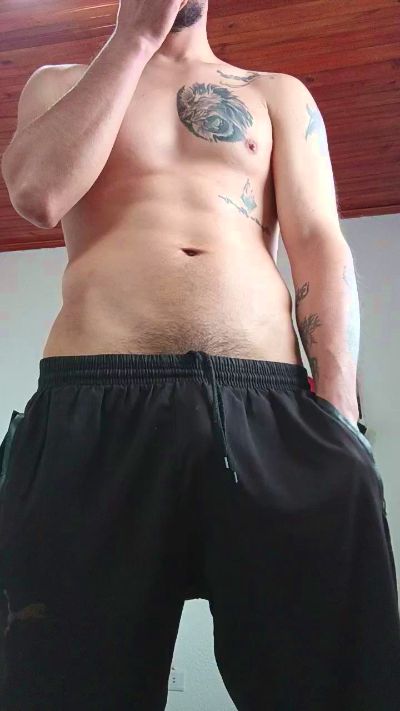 GATO23HOTT live cam on Cam4