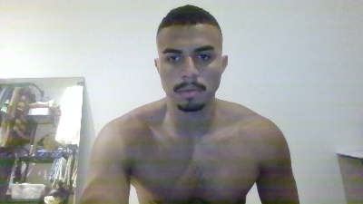 GBoyBrazil live cam on Cam4