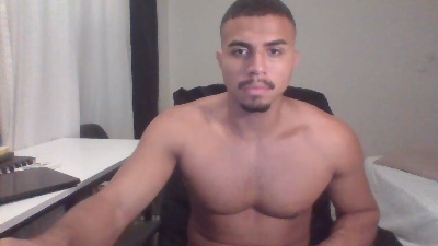 GBoyBrazil live cam on Cam4