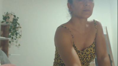 GOLDENBOOTY live cam on Cam4