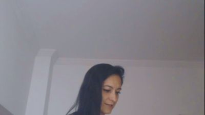 GOLDENBOOTY live cam on Cam4