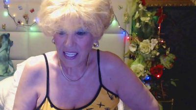 GRANNY_LISA live cam on Cam4