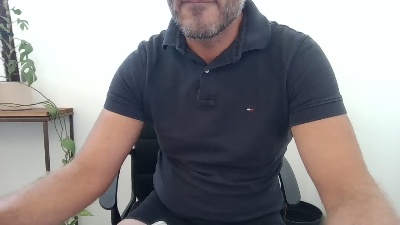 GROSSOgrossoITA live cam on Cam4