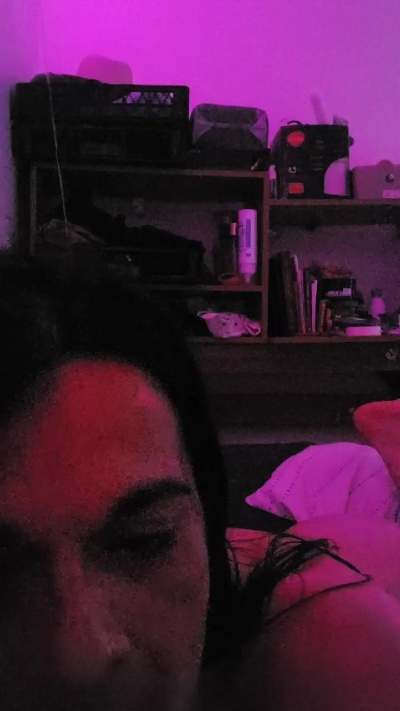 Gab_C22 live cam on Cam4