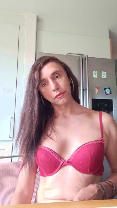 Gabbbi live cam on Cam4