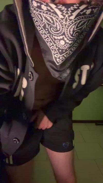 GabrielCarv live cam on Cam4