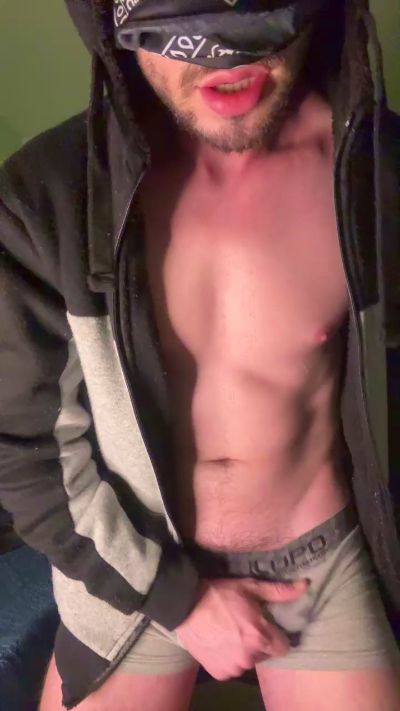 GabrielCarv live cam on Cam4