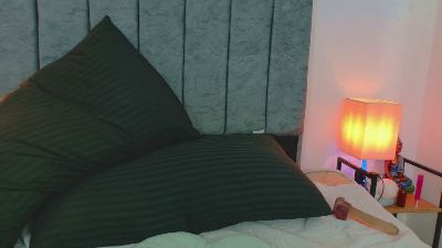 Gabriela_MK live cam on Cam4