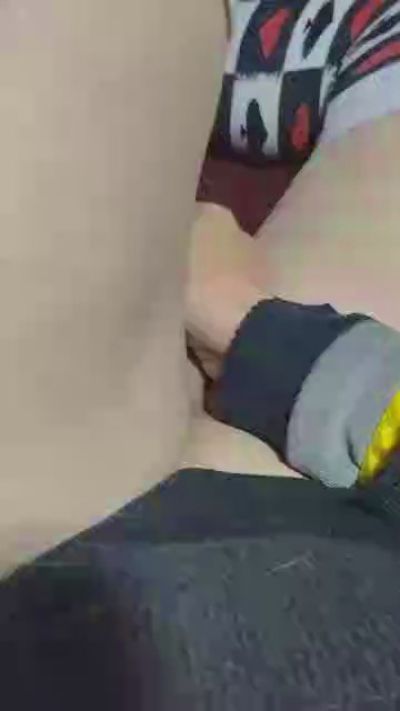 Gabrielahotv live cam on Cam4