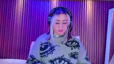GabyRose9 live cam on Cam4
