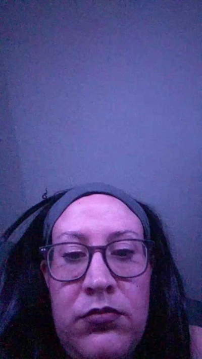 Gadott live cam on Cam4