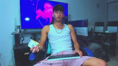 Gael_Jones live cam on Cam4