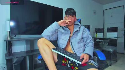 Gael_Jones live cam on Cam4