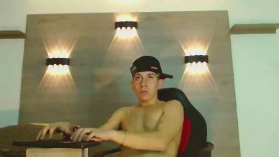 Gaeliitto live cam on Cam4