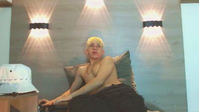 Gaeliitto live cam on Cam4
