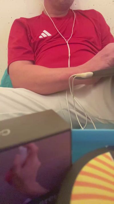 Gaetan live cam on Cam4