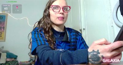 Galaxiaa23 live cam on Cam4