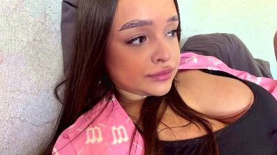 GalinaCrafton live cam on Cam4