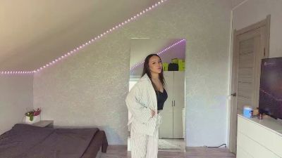 GalinaCrafton live cam on Cam4