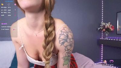 Garden_of_Eden live cam on Cam4