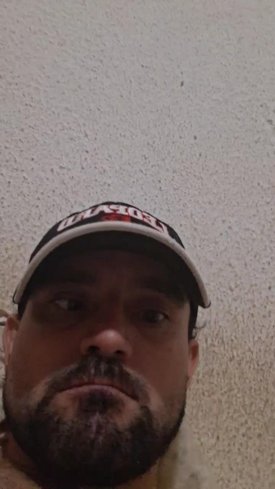 Garotogostoso34 live cam on Cam4