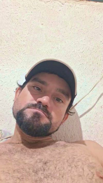Garotogostoso34 live cam on Cam4