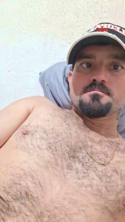Garotogostoso34 live cam on Cam4