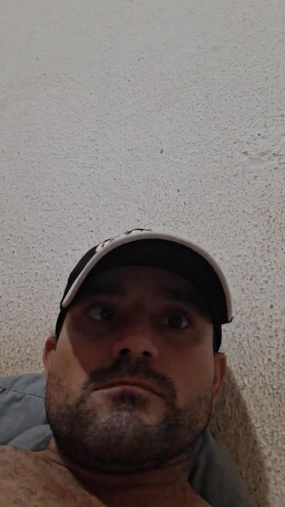 Garotogostoso34 live cam on Cam4