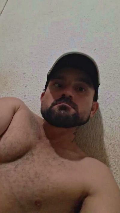 Garotogostoso34 live cam on Cam4