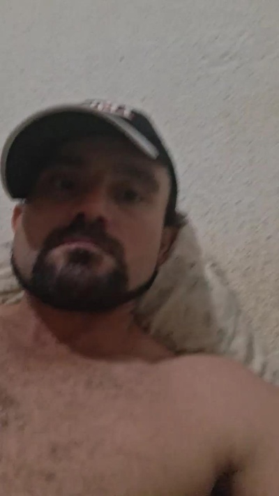 Garotogostoso34 live cam on Cam4
