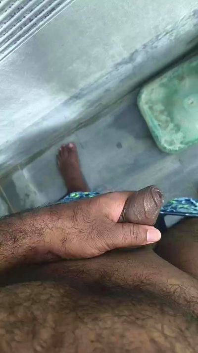 Garry0037 live cam on Cam4