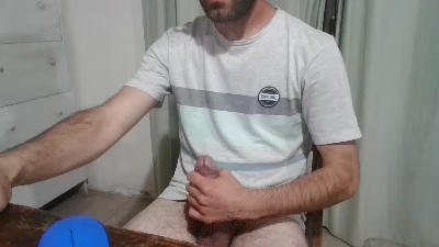 GastonR222 live cam on Cam4