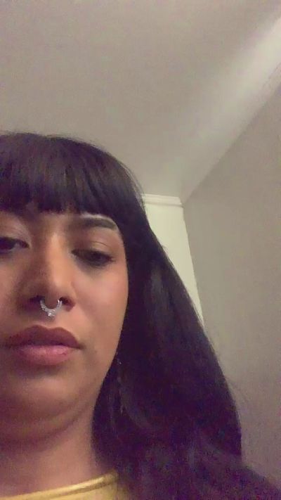 Gatamalvadaxxx live cam on Cam4