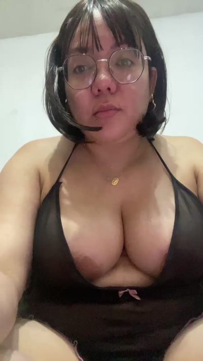 Gatavuela live cam on Cam4