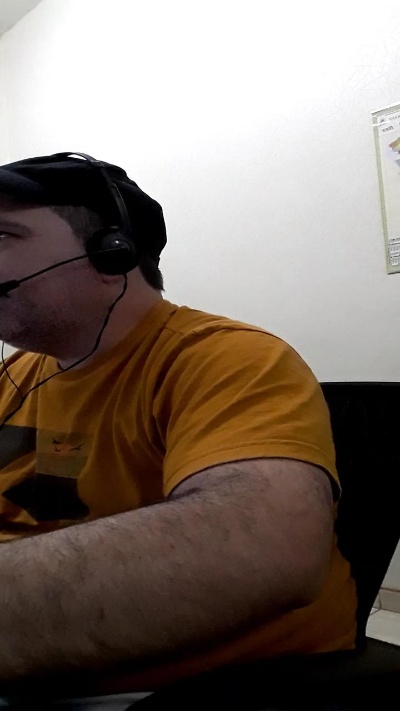 Gatinho2025 live cam on Cam4