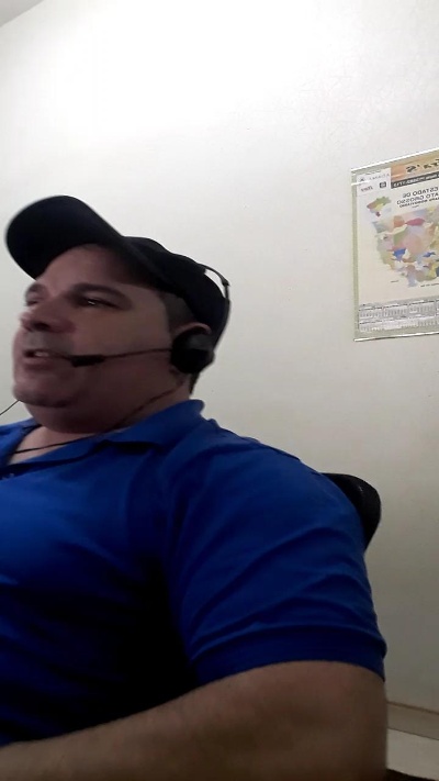 Gatinho2025 live cam on Cam4