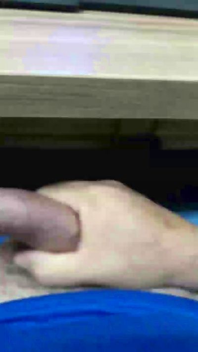 Gatinho2025 live cam on Cam4