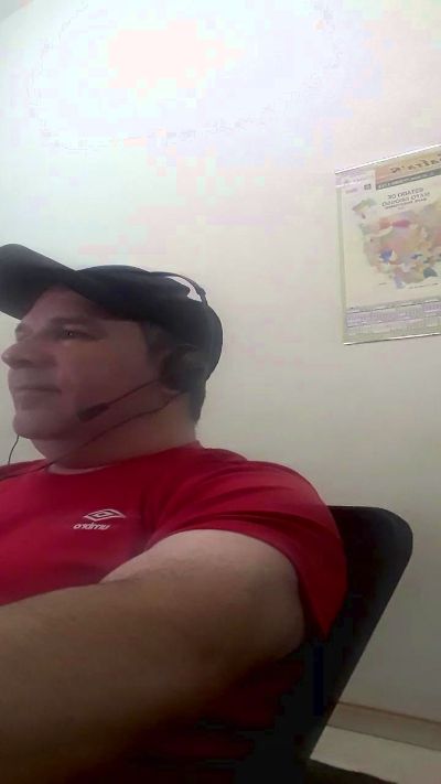 Gatinho2025 live cam on Cam4