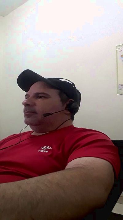Gatinho2025 live cam on Cam4