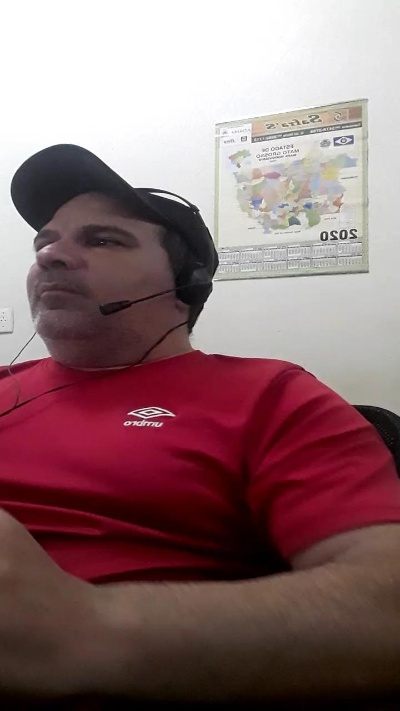 Gatinho2025 live cam on Cam4