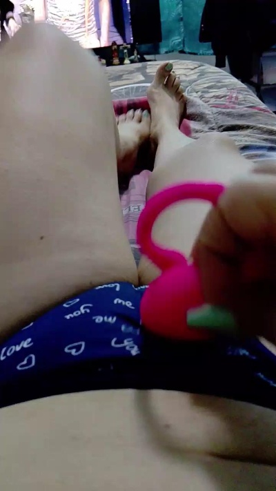 Gatita727 live cam on Cam4