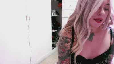 GatitaHorny69 live cam on Cam4
