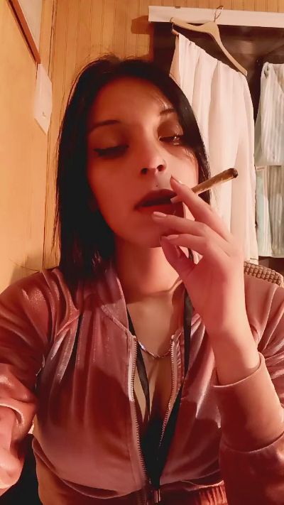 Gatotagatita live cam on Cam4