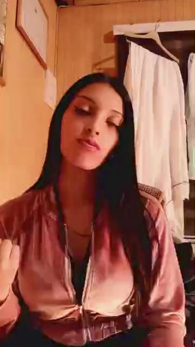 Gatotagatita live cam on Cam4