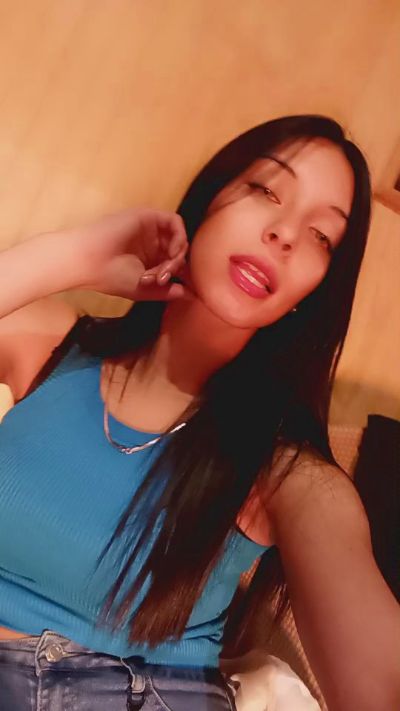 Gatotagatita live cam on Cam4